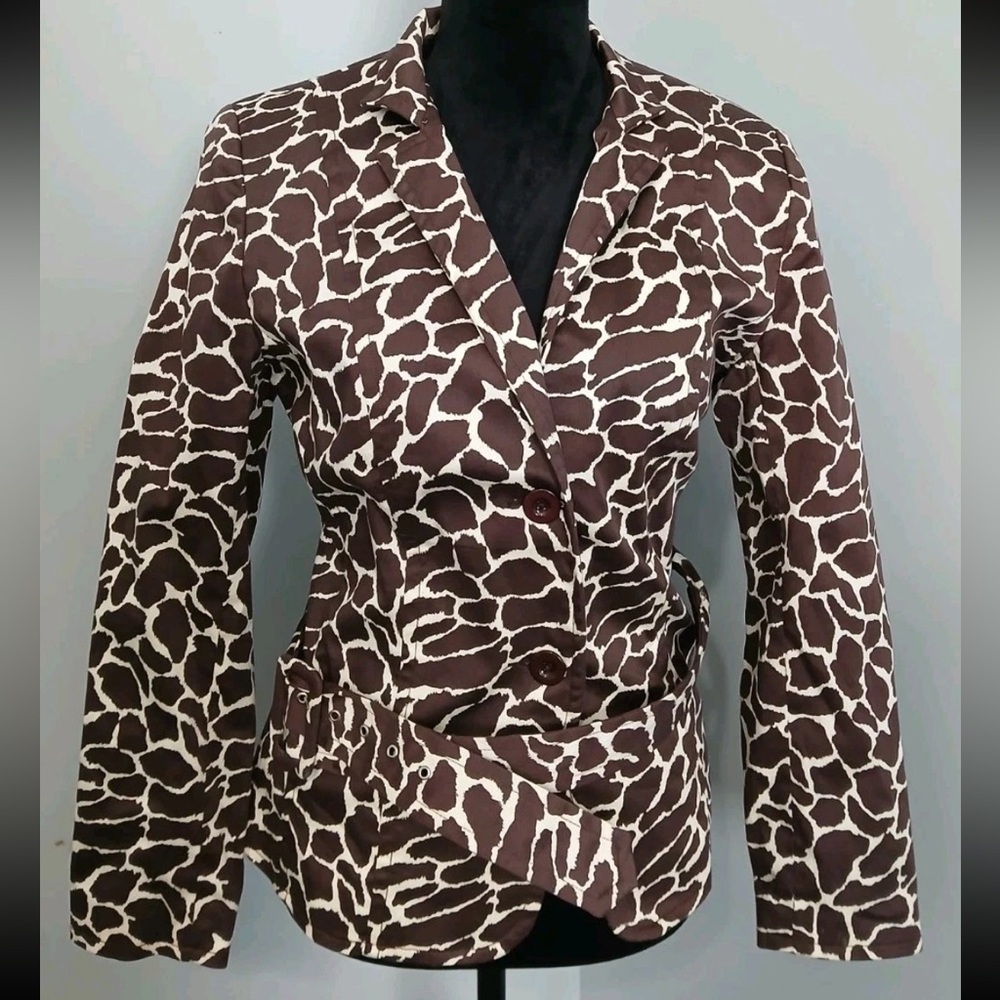 Ben Marc International brown lined giraffe print jacket with belt
